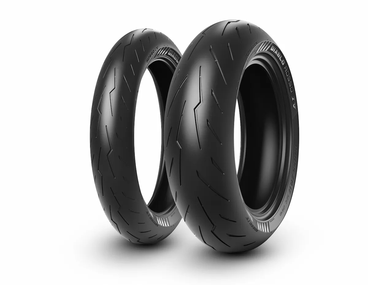 PIRELLI Diablo Rosso™ IV — 200/60-17 motorcycle tire